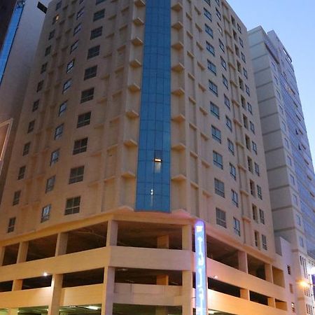 Marina Tower Otel Manama Dış mekan fotoğraf